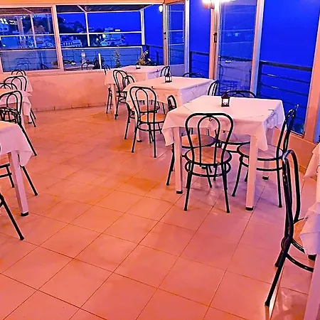Mitho Loutra Edipsou (Evia)